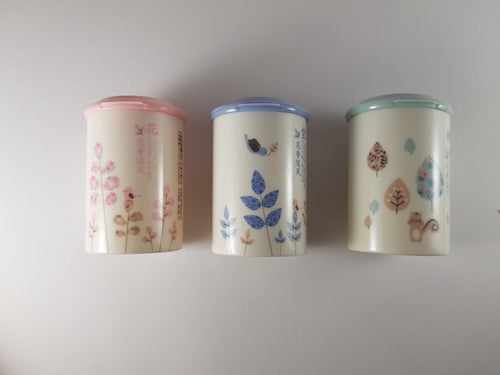 Taille-crayon avec réservoir Fleurs - Kiyyo